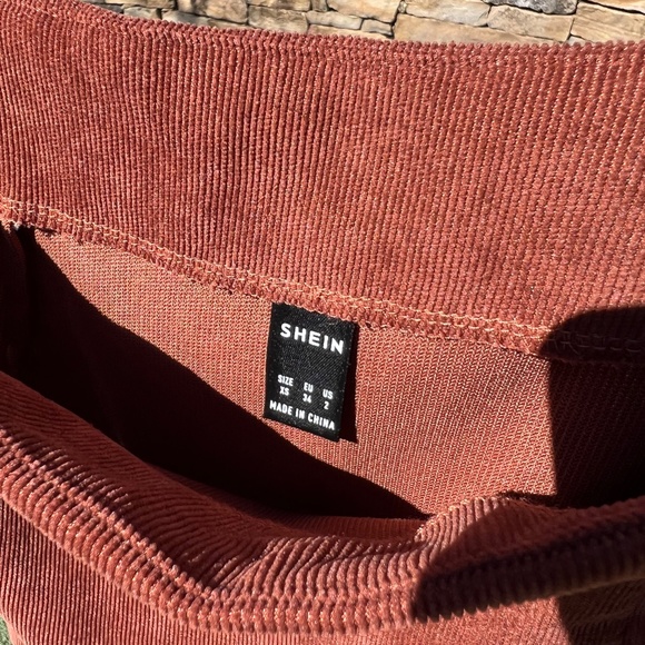 Burnt Orange Velvet Mini Skirt with Slit and Zipper Side - Picture 8 of 13